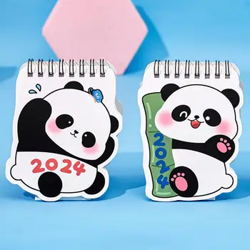 Delo Načrtovalca z Srčkan Design 2024 Namizne Koledarje Srčkan Panda Vzorec Stoji Študijskem Letu Porok za Dom, Šolo za Študente
