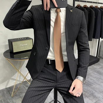 Novo (Blazer+ hlače) moda za moške poslovne gospod priložnostne Britanski slog, črtasto slim trend poročno obleko banket 2-delni set